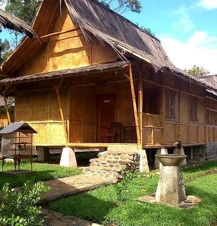 Villa Kampung Karuhun Sutan Raja Бандунг Экстерьер фото
