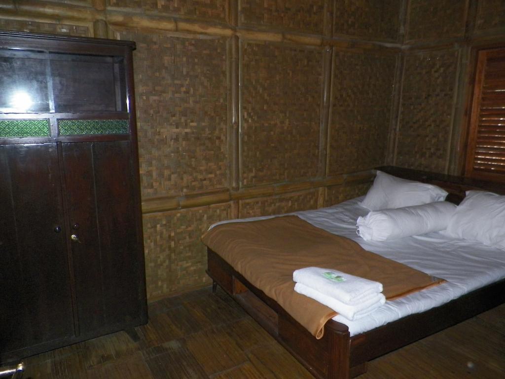 Villa Kampung Karuhun Sutan Raja Бандунг Номер фото