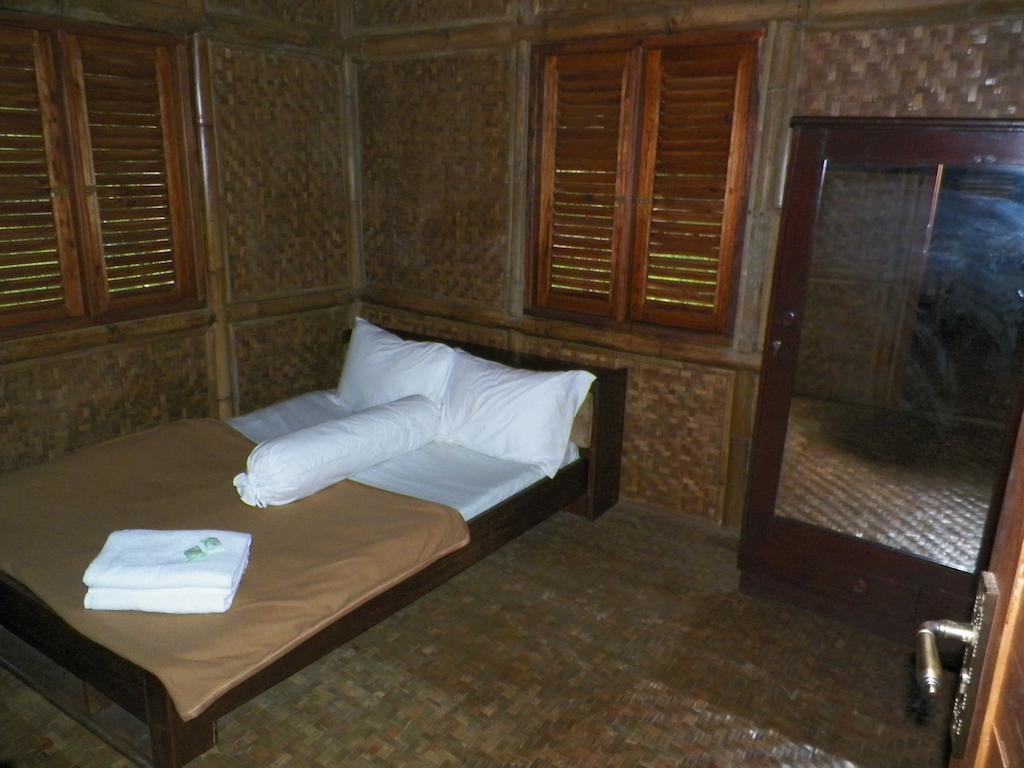 Villa Kampung Karuhun Sutan Raja Бандунг Номер фото