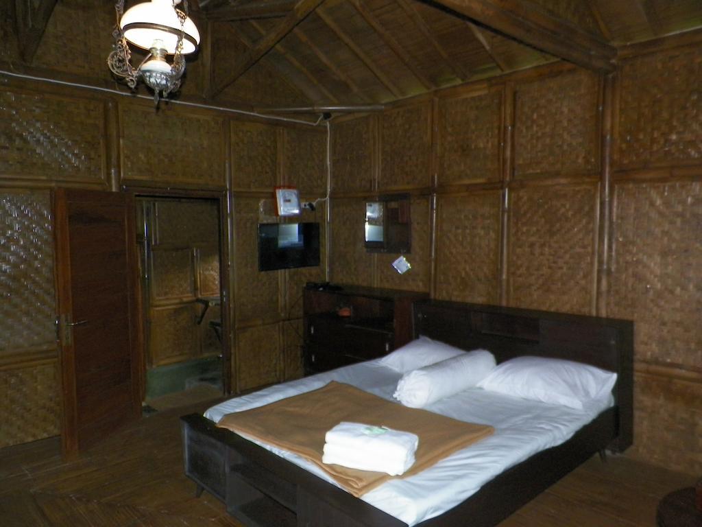 Villa Kampung Karuhun Sutan Raja Бандунг Номер фото