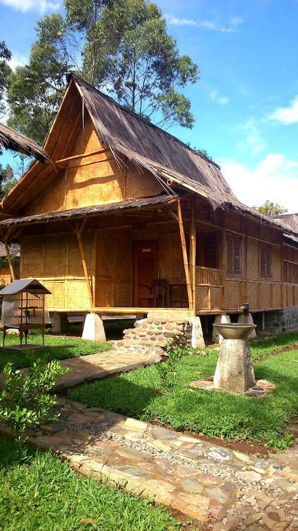 Villa Kampung Karuhun Sutan Raja Бандунг Экстерьер фото